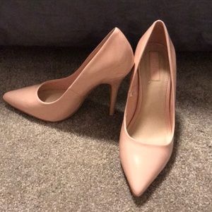 Forever 21 Faux Patent Leather Heels/Pumps